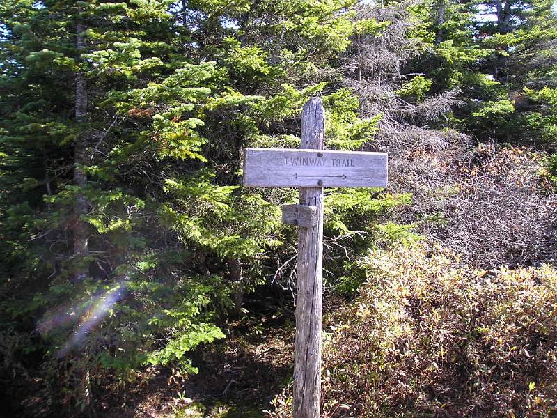 Zeacliff (21).JPG - That view sign should say something more. Like Awesome view!!!